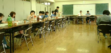総会の様子